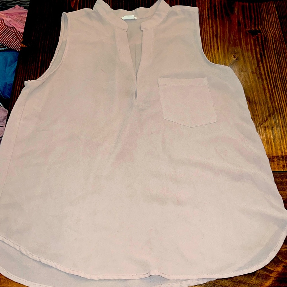 Sleeveless blouse